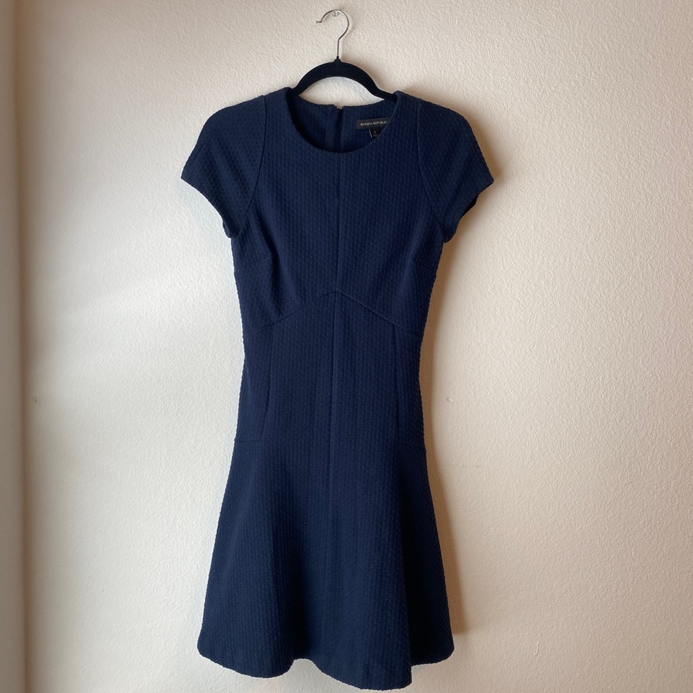 Navy Blue Knit Short Sleeve Textured Fit Midi Dress